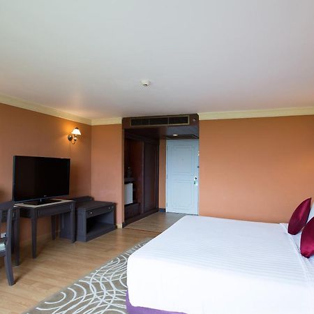 The Imperial Hotel & Convention Centre Phitsanulok Dış mekan fotoğraf