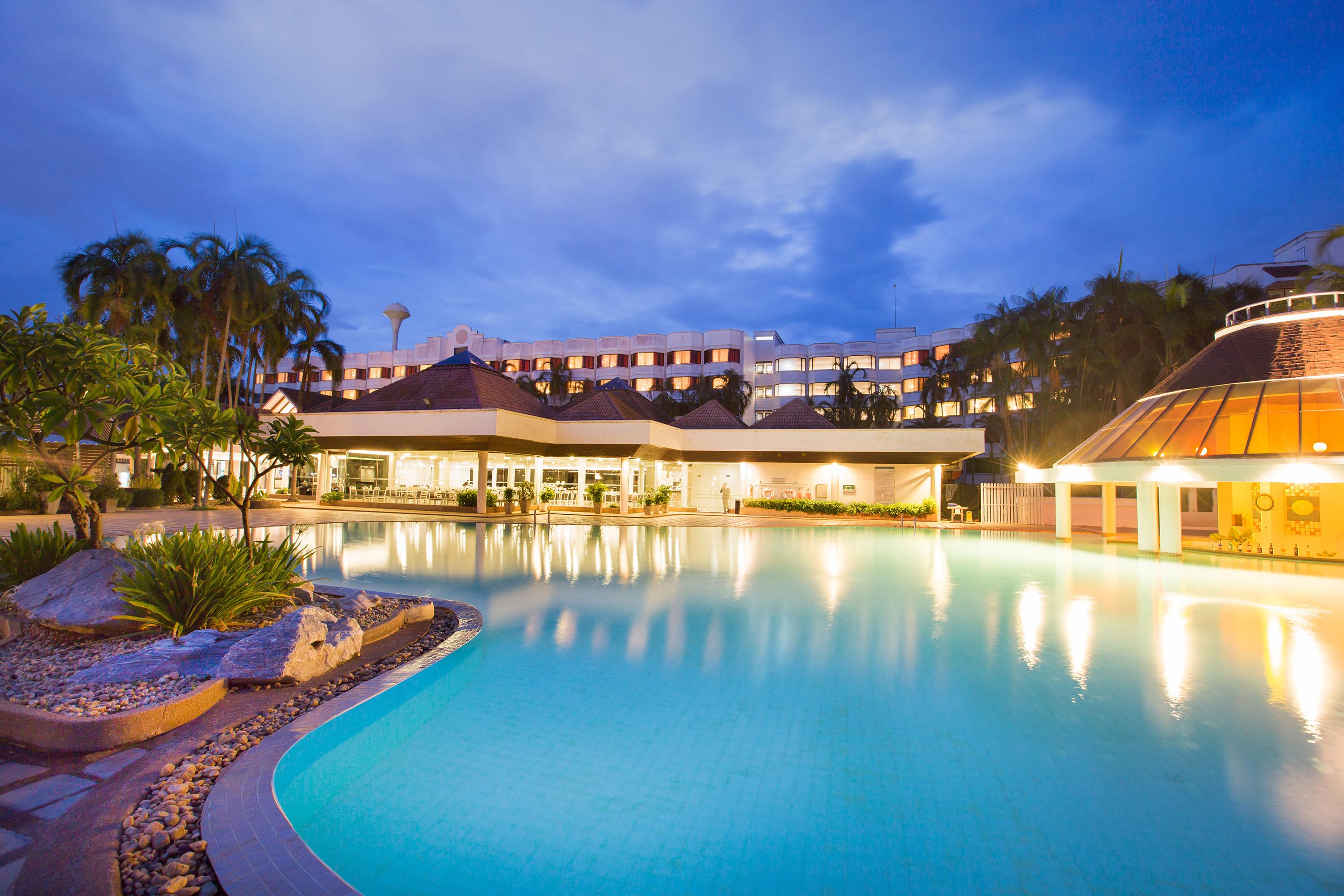 The Imperial Hotel & Convention Centre Phitsanulok Dış mekan fotoğraf
